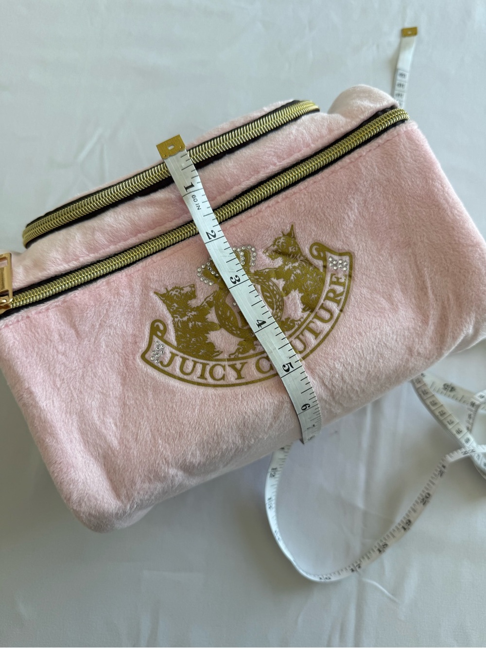 Juicy Couture Light Pink Fuzzy Travel Cosmetic Case - Picture 7 of 7